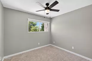 944 S Valencia, Mesa, AZ 85202 - Photo 24