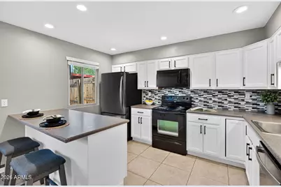 944 S Valencia -- #18, Mesa, AZ 85202 - Photo 14