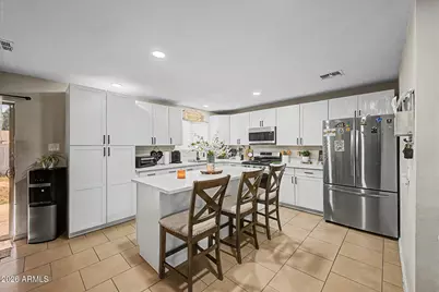 6112 N 64th Drive, Glendale, AZ 85301 - Photo 10