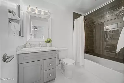 2335 E Shangri La Road, Phoenix, AZ 85028 - Photo 26