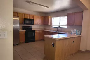 3061 W Country Club Terrace, Phoenix, AZ 85027 - Photo 6