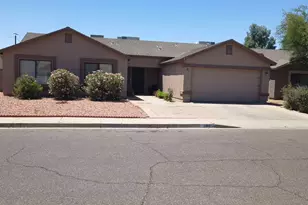 3061 W Country Club Terrace, Phoenix, AZ 85027 - Photo 1