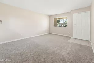 3601 W Tierra Buena Ln, Phoenix, AZ 85053 - Photo 10