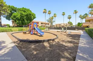3601 W Tierra Buena Ln, Phoenix, AZ 85053 - Photo 28
