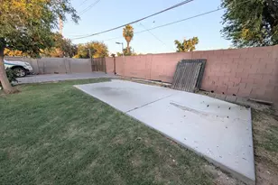 5913 W Gardenia Ave, Glendale, AZ 85301 - Photo 2