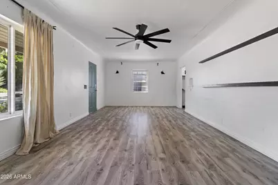 5913 W Gardenia Avenue, Glendale, AZ 85301 - Photo 6