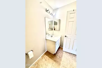 3429 W Fraktur Road, Phoenix, AZ 85041 - Photo 14