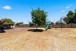 4420 W Cholla St, Glendale, AZ 85304 - Photo 38