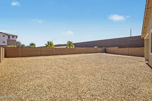 16671 W Mescal St, Surprise, AZ 85388 - Photo 30