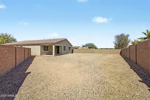 16671 W Mescal St, Surprise, AZ 85388 - Photo 28