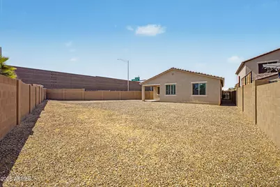 16671 W Mescal Street, Surprise, AZ 85388 - Photo 32