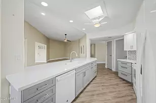 10148 W Pineaire Dr, Sun City, AZ 85351 - Photo 14