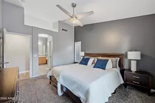 1050 W Cooley Dr, Gilbert, AZ 85233 - Photo 16