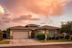 6692 S Lyon Dr, Gilbert, AZ 85298 - Photo 2