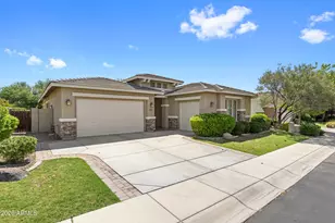 6692 S Lyon Dr, Gilbert, AZ 85298 - Photo 1
