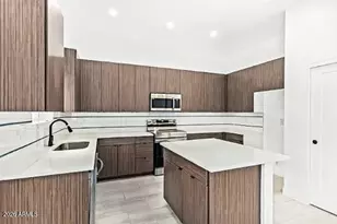 3107 N 39th St, Phoenix, AZ 85018 - Photo 1