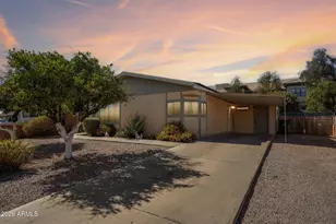 2520 E Behrend Dr, Phoenix, AZ 85050 - Photo 1