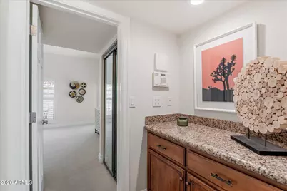 5805 N 24th Place, Phoenix, AZ 85016 - Photo 16