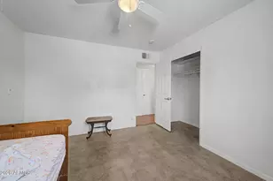 1220 E Las Palmaritas Dr, Phoenix, AZ 85020 - Photo 16