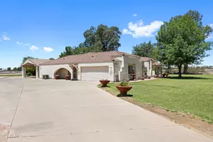 8504 N 99th Ave, Peoria, AZ 85345 - Photo 8