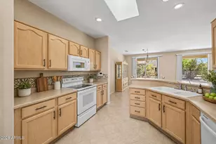 15815 W Wildflower Dr, Surprise, AZ 85374 - Photo 12