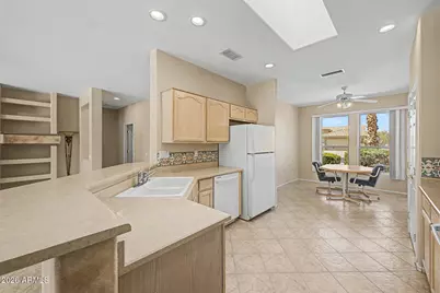 15815 W Wildflower Drive, Surprise, AZ 85374 - Photo 14