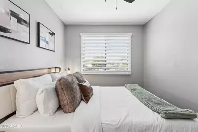 7845 E Valley Vista Drive, Scottsdale, AZ 85250 - Photo 18