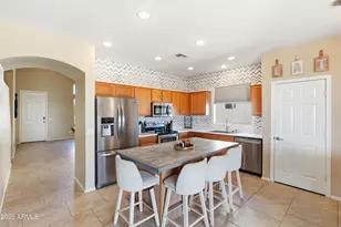 46203 W Sky Ln, Maricopa, AZ 85139 - Photo 10