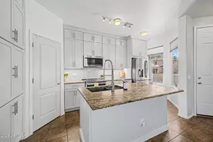 1225 E Grenadine Rd, Phoenix, AZ 85040 - Photo 6