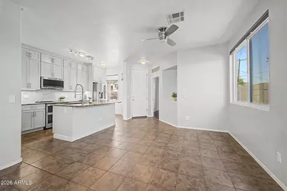 1225 E Grenadine Road, Phoenix, AZ 85040 - Photo 8
