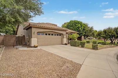 1194 E Locust Drive, Chandler, AZ 85286 - Photo 1