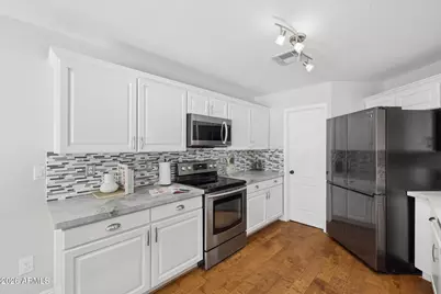 1394 E Betsy Lane, Gilbert, AZ 85296 - Photo 16