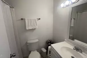 8055 E Thomas Road E, Scottsdale, AZ 85251 - Photo 16