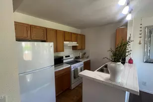 8055 E Thomas Road E, Scottsdale, AZ 85251 - Photo 1