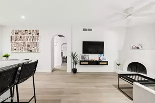 7557 N Dreamy Draw Dr, Phoenix, AZ 85020 - Photo 6