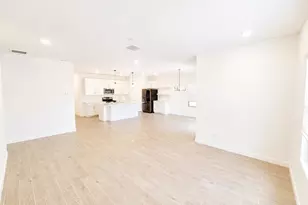 8631 W Augusta Ave, Glendale, AZ 85305 - Photo 6