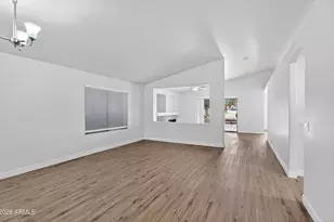 1365 E Betsy Ln, Gilbert, AZ 85296 - Photo 6