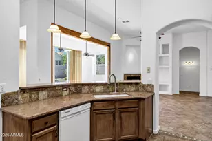 10810 N Kino Ct, Fountain Hills, AZ 85268 - Photo 12