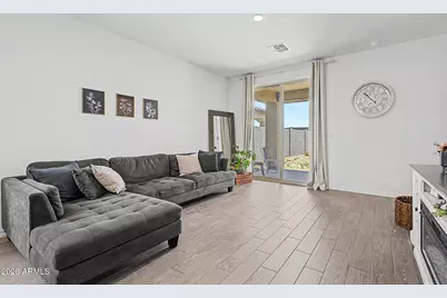 4605 S 108th Avenue, Tolleson, AZ 85353 - Photo 8