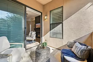 7027 N Scottsdale Rd, Paradise Valley, AZ 85253 - Photo 14
