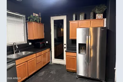 8524 W Monroe Street, Peoria, AZ 85345 - Photo 10