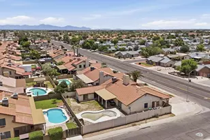 12511 N 79th Ave, Peoria, AZ 85381 - Photo 38