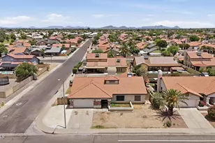 12511 N 79th Ave, Peoria, AZ 85381 - Photo 36