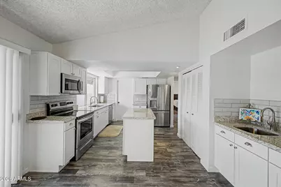 17837 N 45th Avenue, Glendale, AZ 85308 - Photo 10