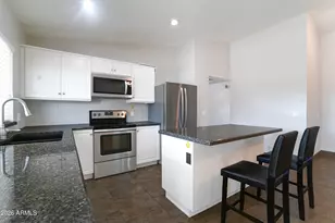 2421 W Brooks St, Chandler, AZ 85224 - Photo 14