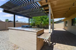 2421 W Brooks St, Chandler, AZ 85224 - Photo 32