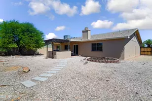 2421 W Brooks St, Chandler, AZ 85224 - Photo 4