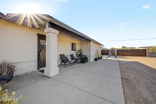 4863 E 18th Ave, Apache Junction, AZ 85119 - Photo 10