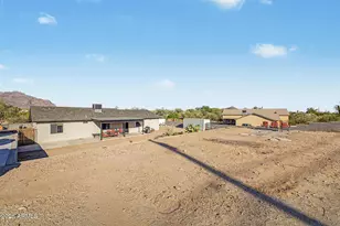 4863 E 18th Ave, Apache Junction, AZ 85119 - Photo 46