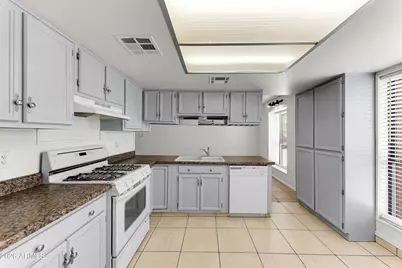 1726 W Charleston Avenue, Phoenix, AZ 85023 - Photo 12